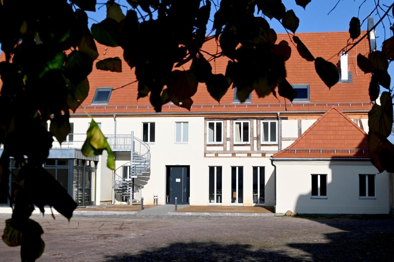 Gaestehaus Reckahn Der Rochow Akademie Exterior photo